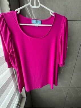CeCe Bright Fuchsia Scoop-Neck Puff Sleeve Top